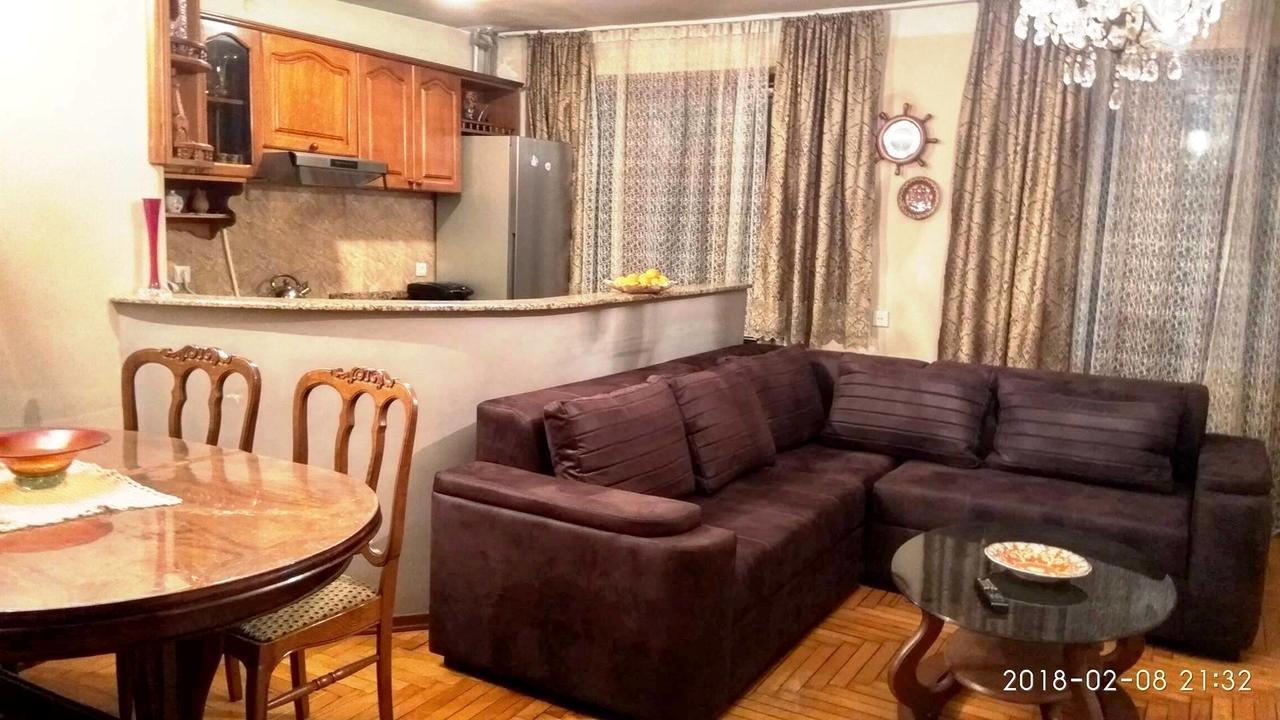 Apartment K. Gamsakhurdia St. Batoumi Extérieur photo